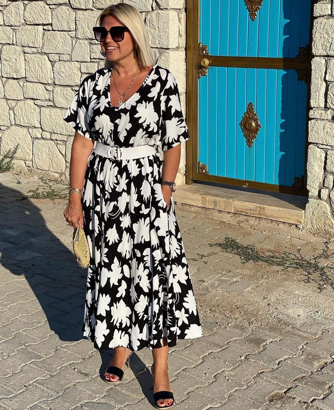 Teresa | Stylish Dress with Tummy Control