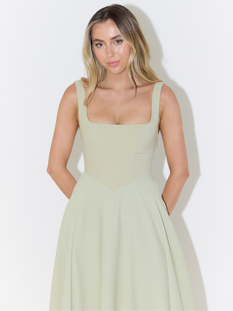 Aurelia | Sophisticated Dress