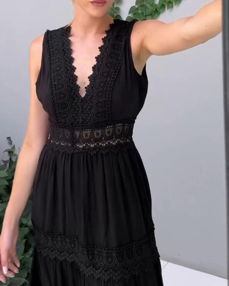 Margaux | Chic V-Neck Dress