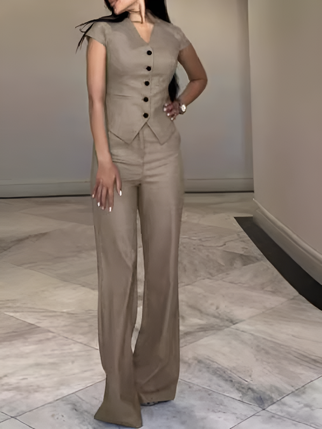 Eleonora| Stylish Blazer and Trouser Ensemble