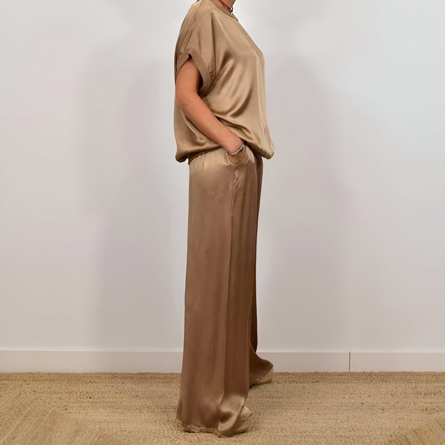 Eleonora | Chic Two-Piece Ensemble