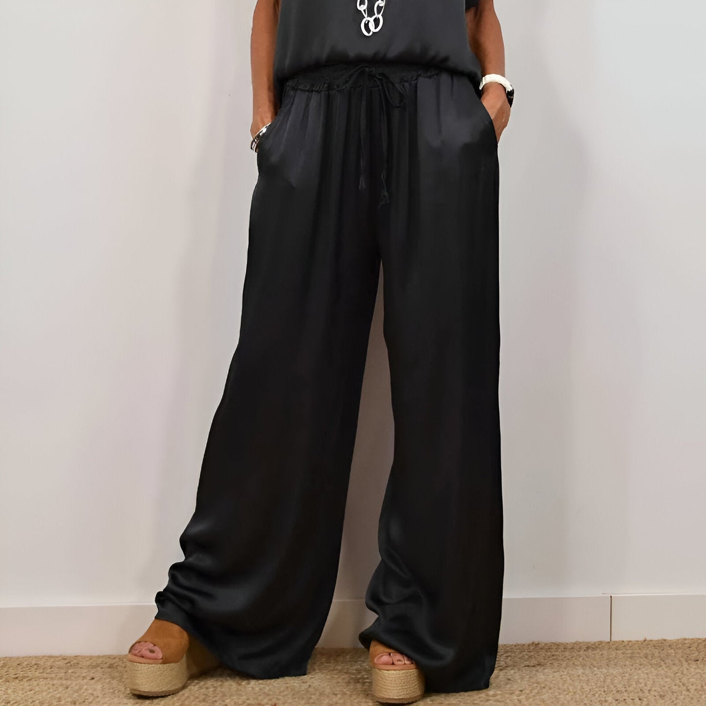Eleonora | Chic Two-Piece Ensemble