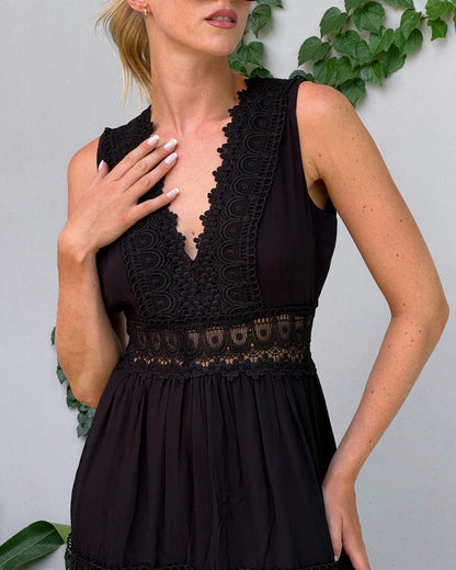 Margaux | Chic V-Neck Dress