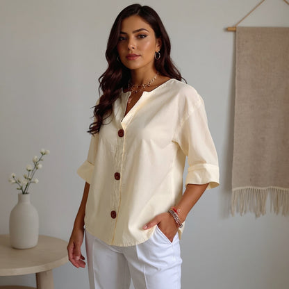 Elari | Breezy Classic Everyday Blouse