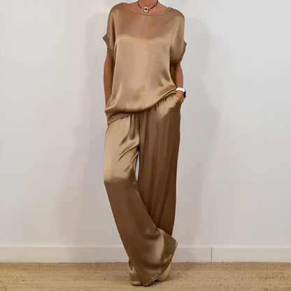 Eleonora | Chic Two-Piece Ensemble